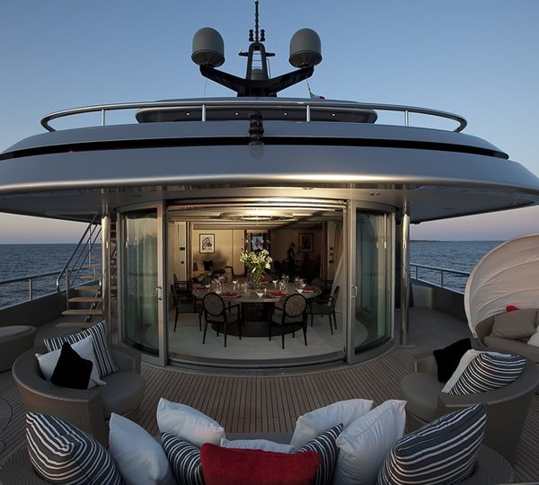 Yacht SLIPSTREAM, CMN Yachts CHARTERWORLD Luxury Superyacht Charters